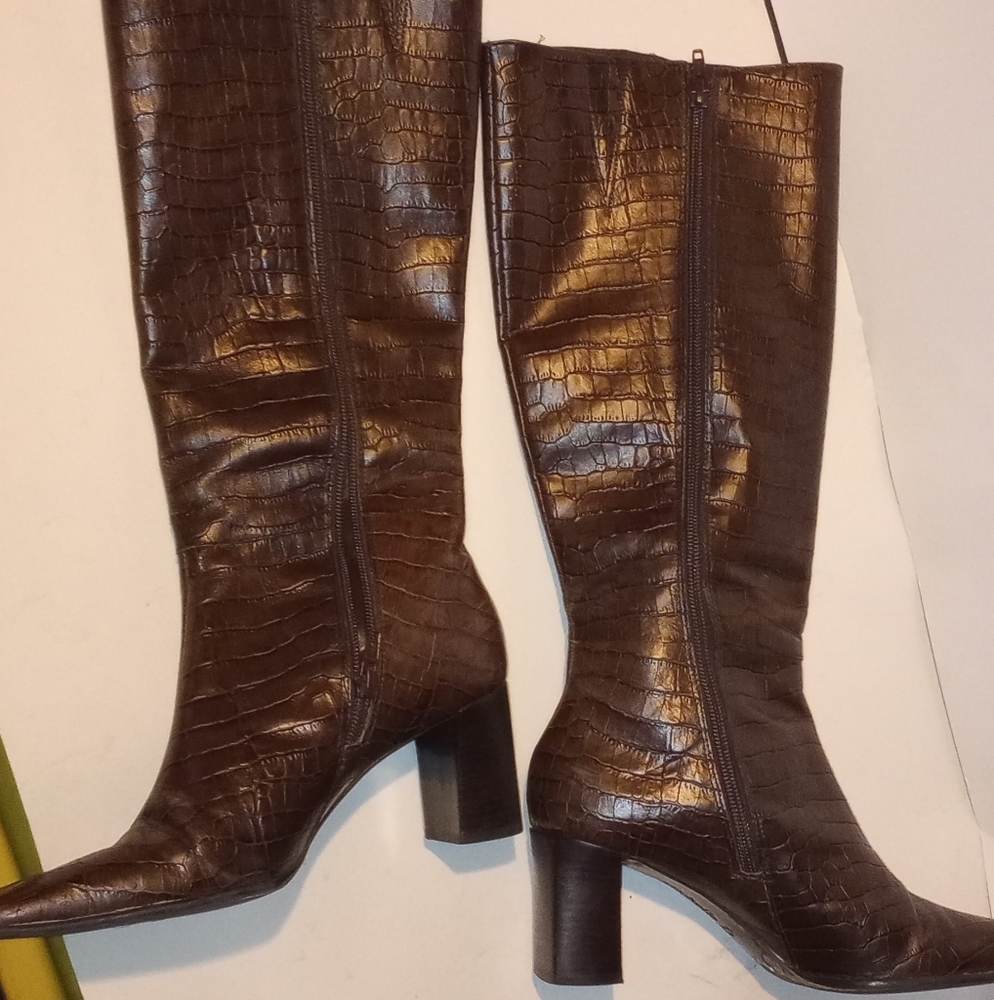 Knee high Michelle D boots